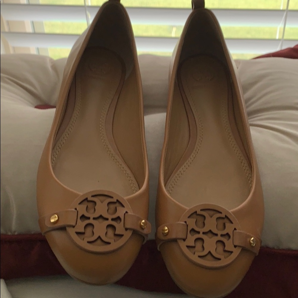 Tory Burch Flats Super Nice Brand New!